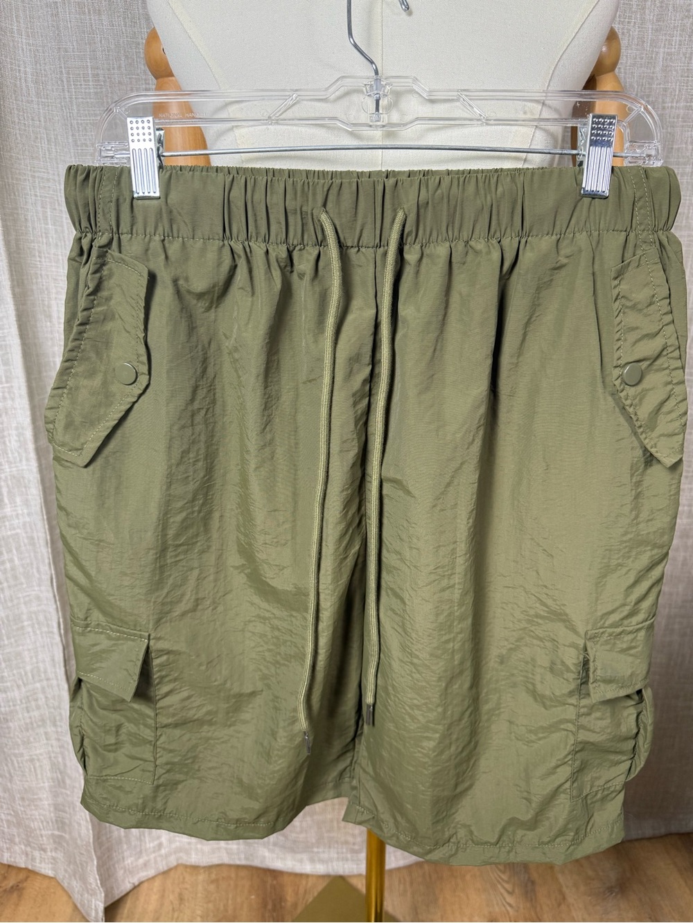 Women’s  Olive Cargo Shorts - Elastic Waist
